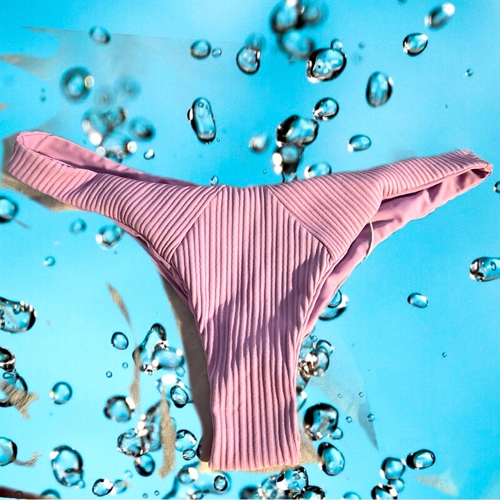 NWT-Beach Bunny Swim